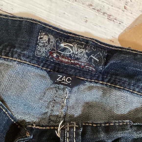 1605. Men’s Silver Dark Blue Boot Cut Jeans Size 33x30 EUC - Picture 3 of 3